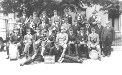 1000691 Groepsportret van Concours Oudewater te Jutphaas.